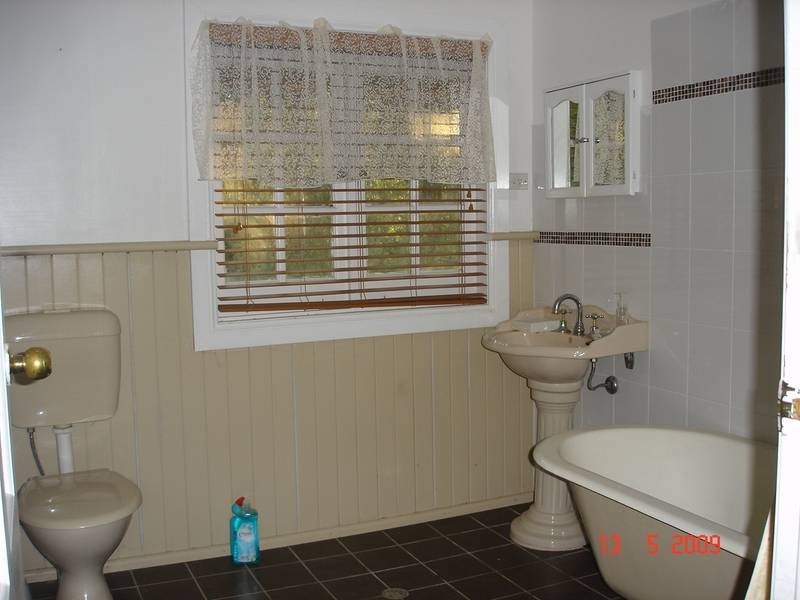 5 Leewood CLOSE, Yarramalong NSW 2259