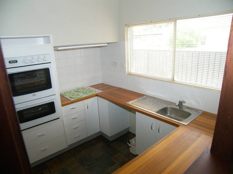 6 Leppington Street, Wyong NSW 2259