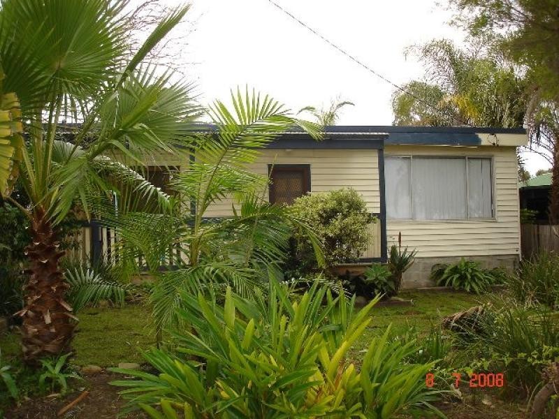 95 Barker Avenue, San Remo NSW 2262
