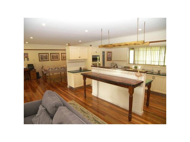 742 Smiths Road, Jilliby NSW 2259