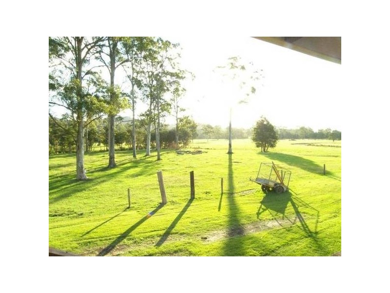 742 Smiths Road, Jilliby NSW 2259