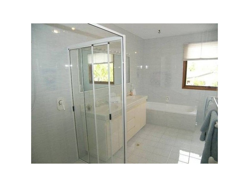 Tuggerawong NSW 2259