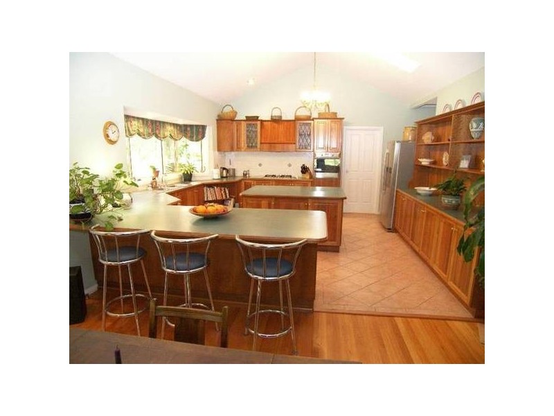 32 Parkride Drive ., Jilliby NSW 2259