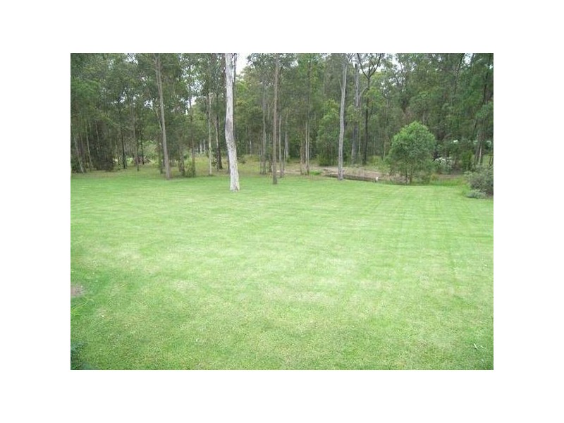 32 Parkride Drive ., Jilliby NSW 2259