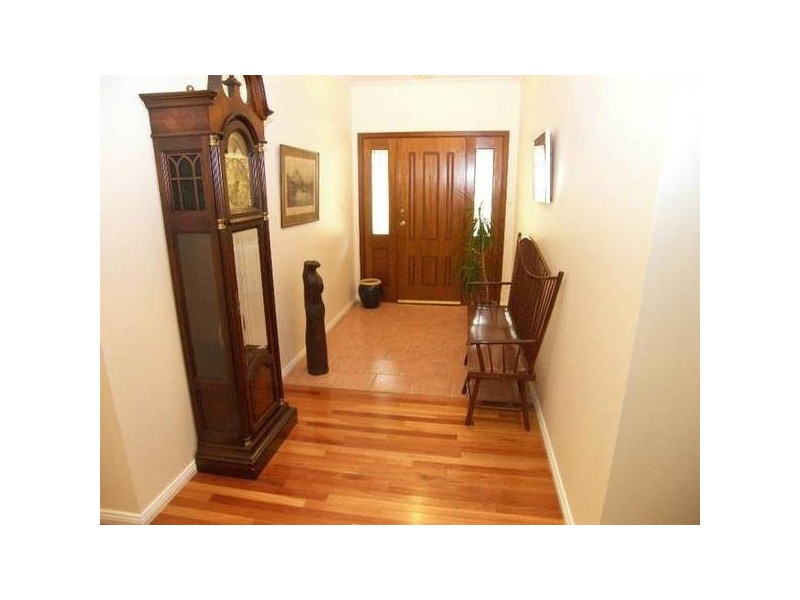 32 Parkride Drive ., Jilliby NSW 2259