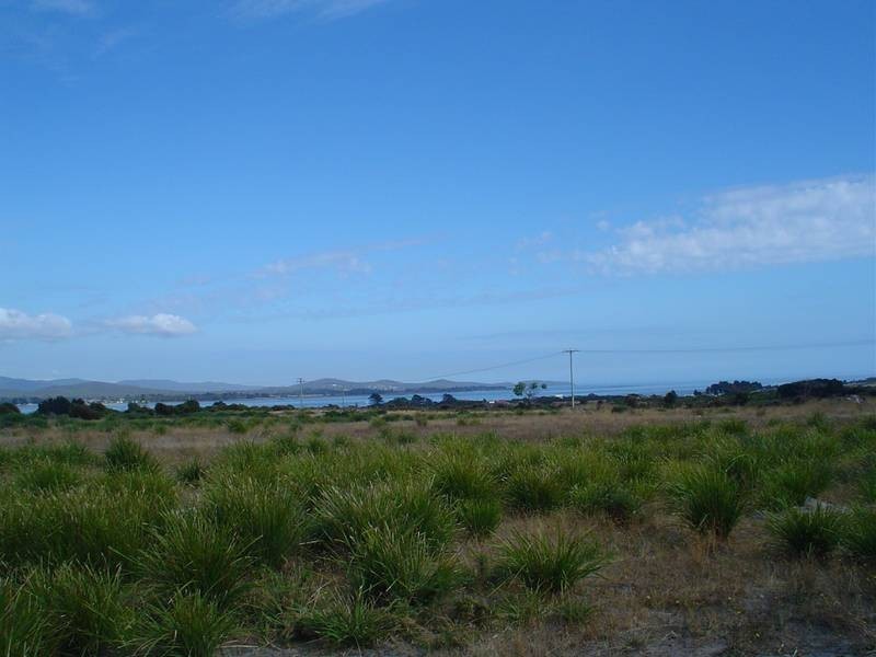 8 Illusion Way, George Town TAS 7253