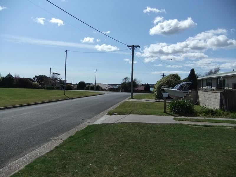 1A Tamar Avenue, George Town TAS 7253