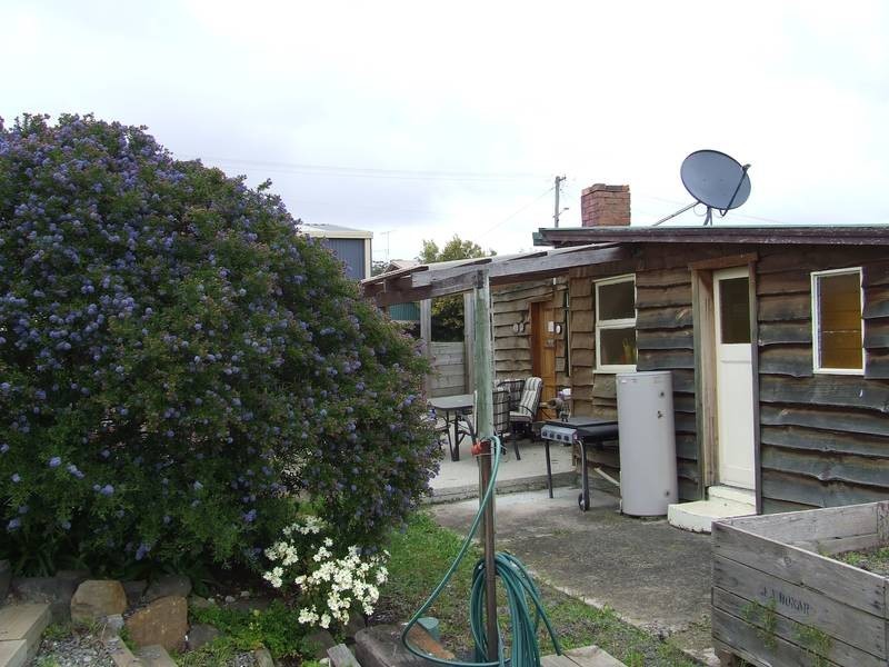 4 Ernest Street, Beauty Point TAS 7270