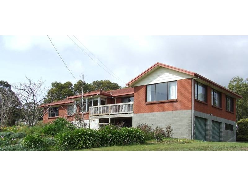 1 Mainwaring Street, Beauty Point TAS 7270