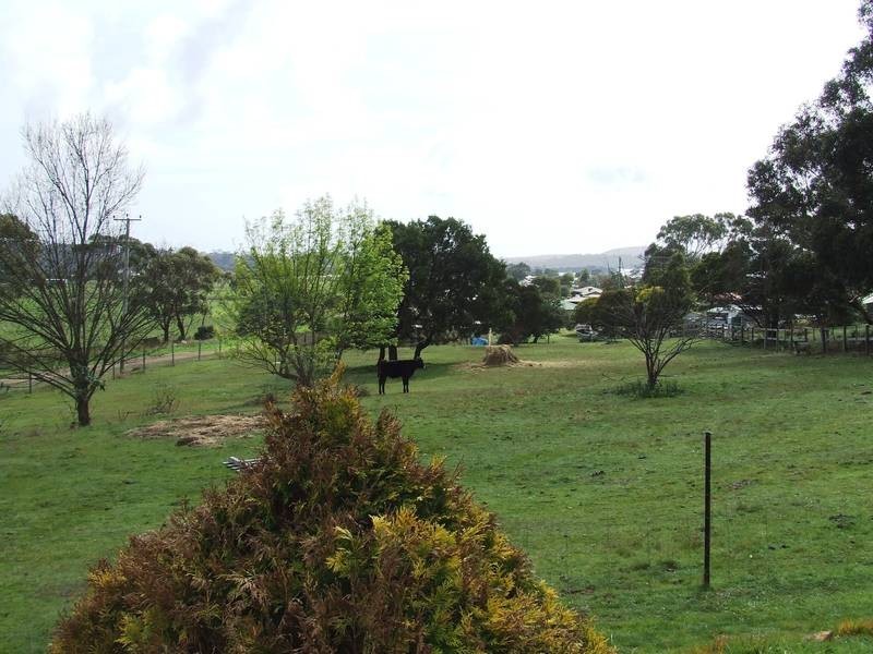 1 Mainwaring Street, Beauty Point TAS 7270