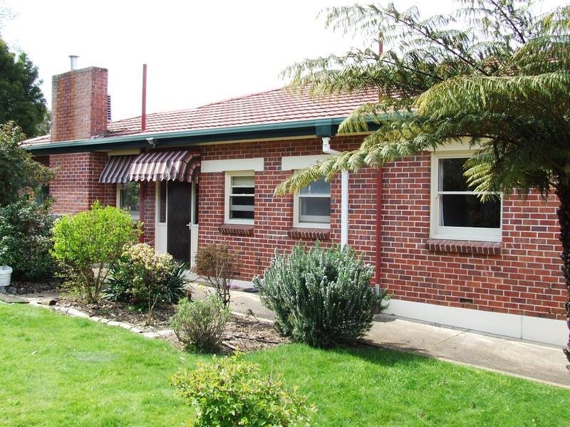 1 Robert Street, Beauty Point TAS 7270