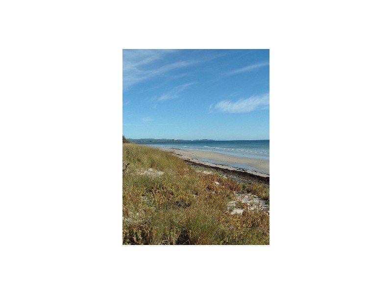 1 Lord Liverpool Drive – Bell Buoy Beach, Low Head TAS 7253
