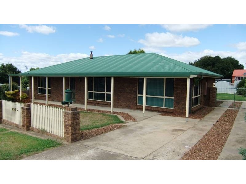 1 Bernard Street, Beaconsfield TAS 7270