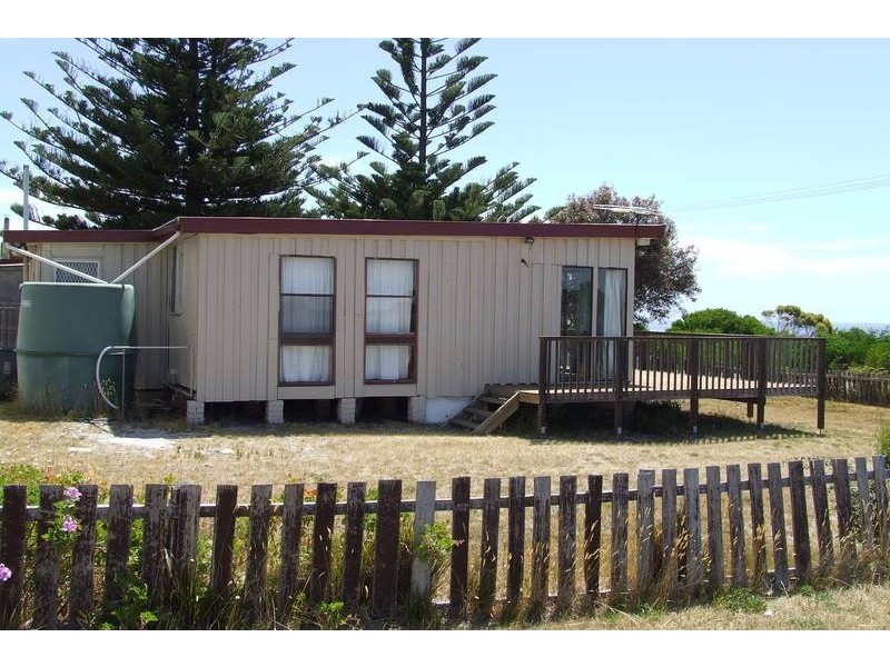 2 South Street, Lulworth TAS 7252