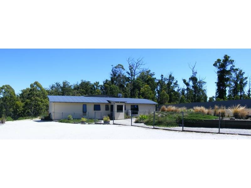 6524 Bridport Road, George Town TAS 7253