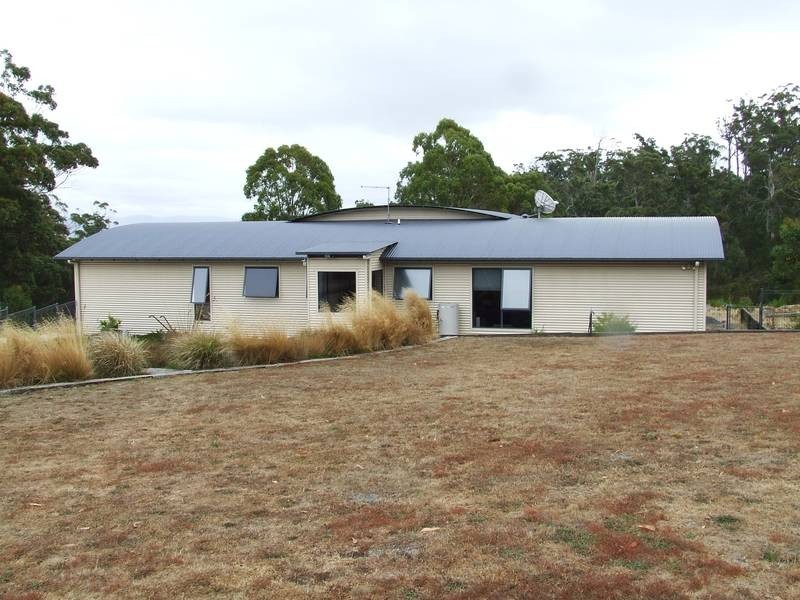 6524 Bridport Road, George Town TAS 7253