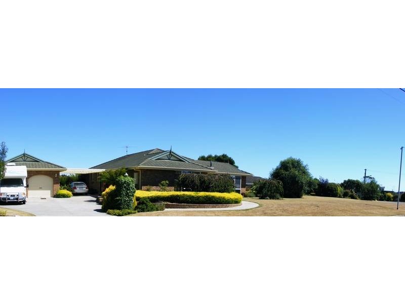 2 Tamar Avenue, George Town TAS 7253