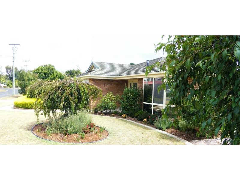 2 Tamar Avenue, George Town TAS 7253