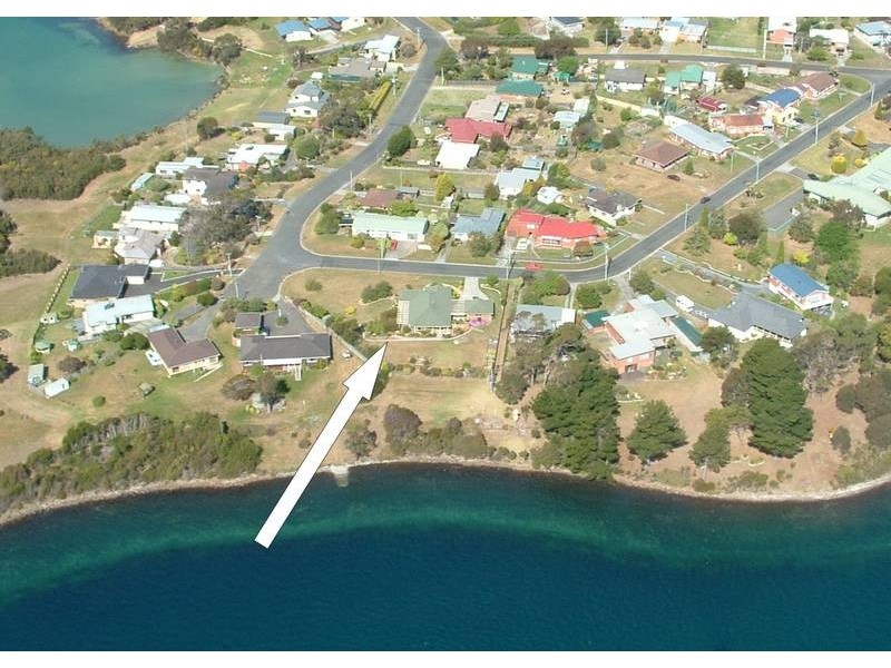 2 Tamar Avenue, George Town TAS 7253
