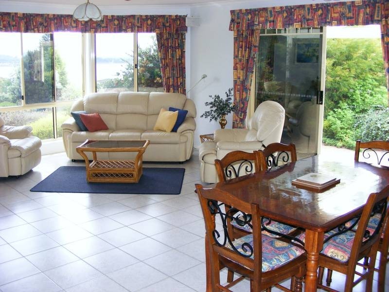 2 Tamar Avenue, George Town TAS 7253