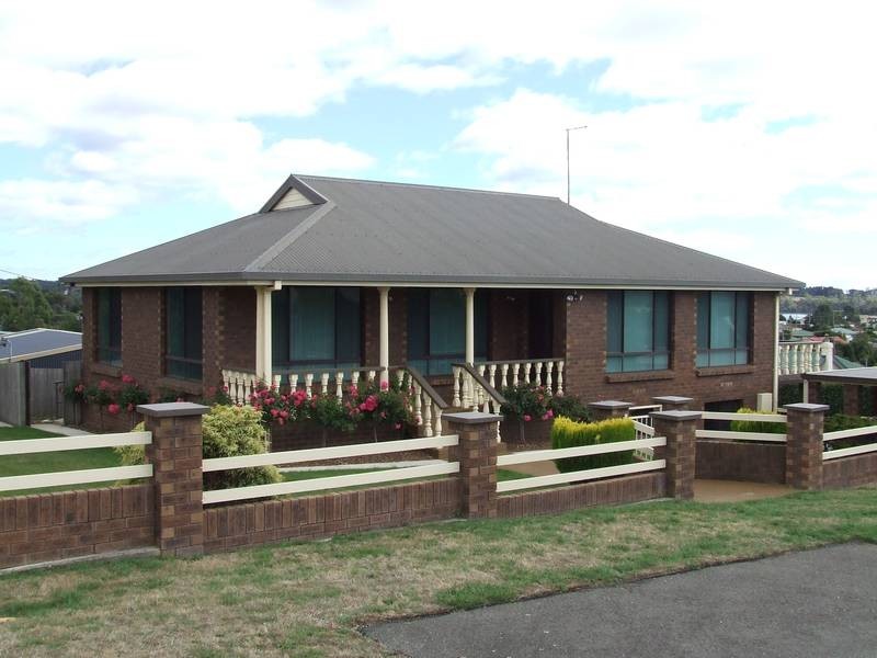 2 Ernest Street, Beauty Point TAS 7270