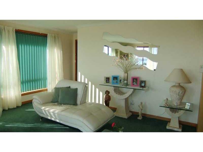 2 Ernest Street, Beauty Point TAS 7270