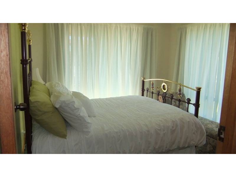 2 Ernest Street, Beauty Point TAS 7270