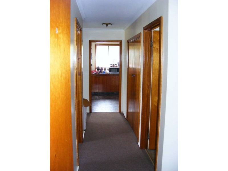 8 Brown Avenue, George Town TAS 7253