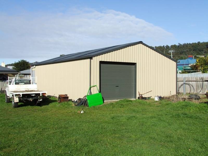 152 William Street East, Beaconsfield TAS 7270