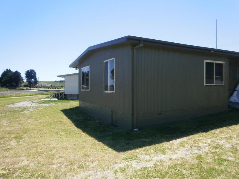 3/125 Low Head Road, Low Head TAS 7253