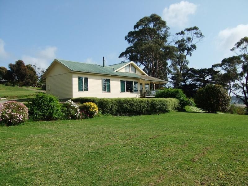 166 Flinders Street, Beauty Point TAS 7270
