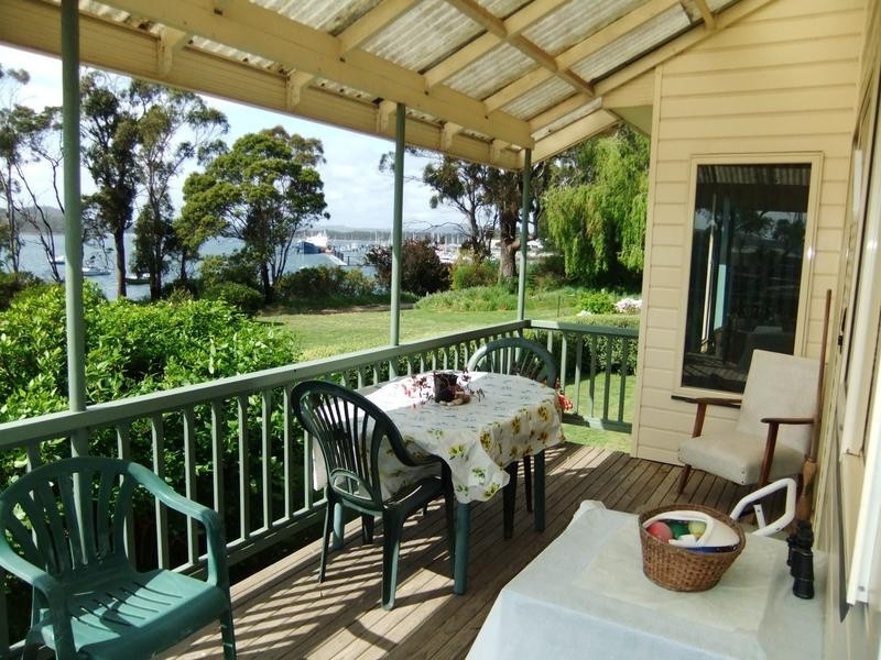 166 Flinders Street, Beauty Point TAS 7270