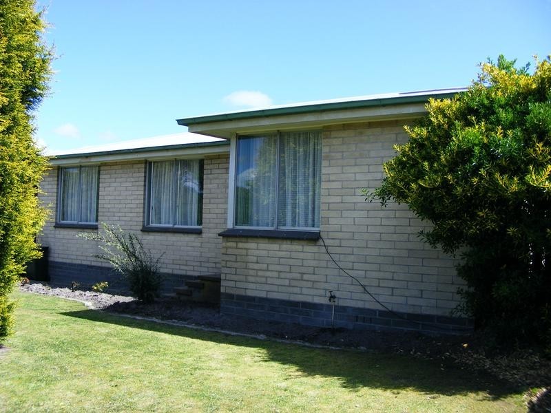 1 Roberts Avenue, George Town TAS 7253