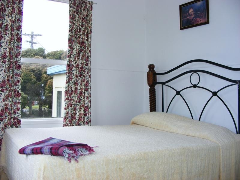 17 Davies Street, Weymouth TAS 7252