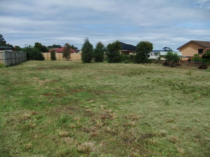 7 Warburton Road, George Town TAS 7253