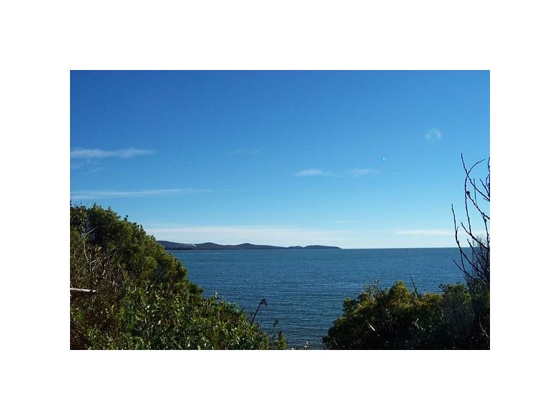 2 Perrin Drive, Low Head TAS 7253