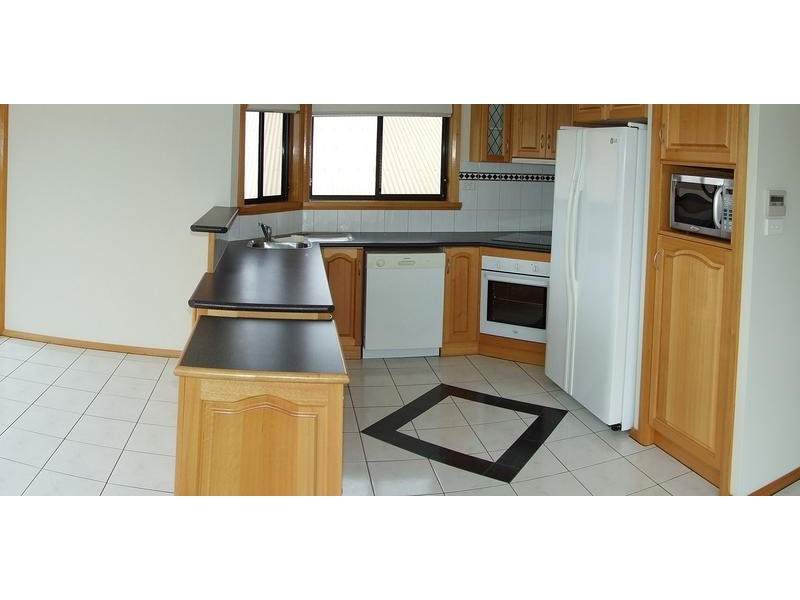 14 Lawrence Street, George Town TAS 7253