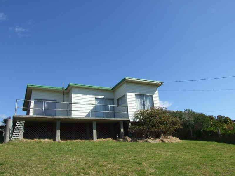21 Hurst Street, Lulworth TAS 7252