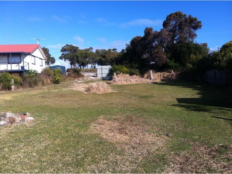21 Hurst Street, Lulworth TAS 7252