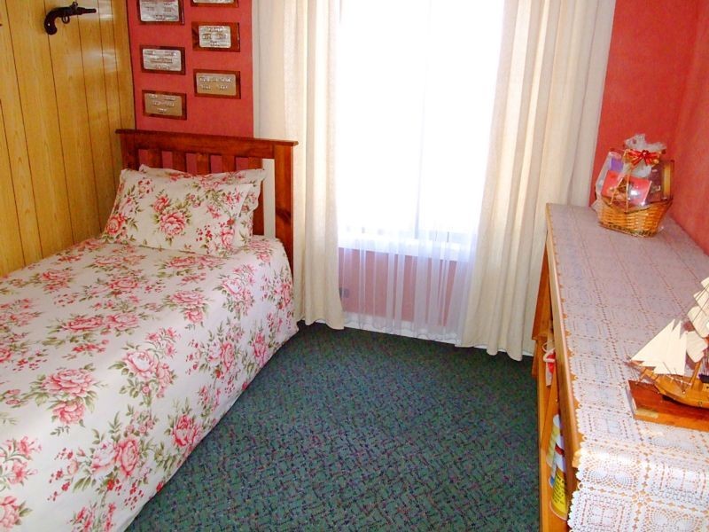 5 Friend Street, George Town TAS 7253