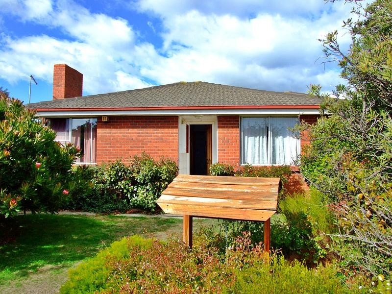 18 Stonehouse Street, George Town TAS 7253