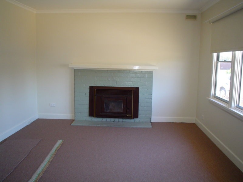 16 Paterson Crescent, George Town TAS 7253