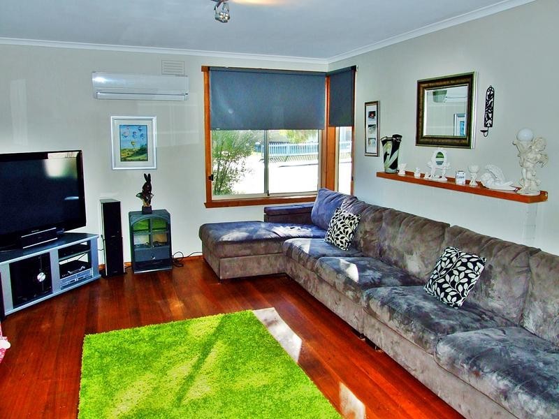 22 Hazelwood Parade, Ravenswood TAS 7250