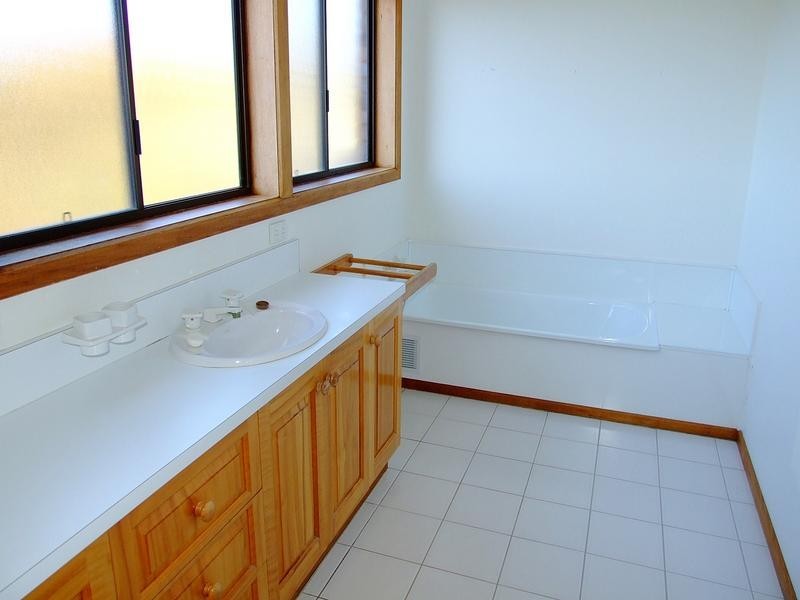 30 Lawrence Street, George Town TAS 7253