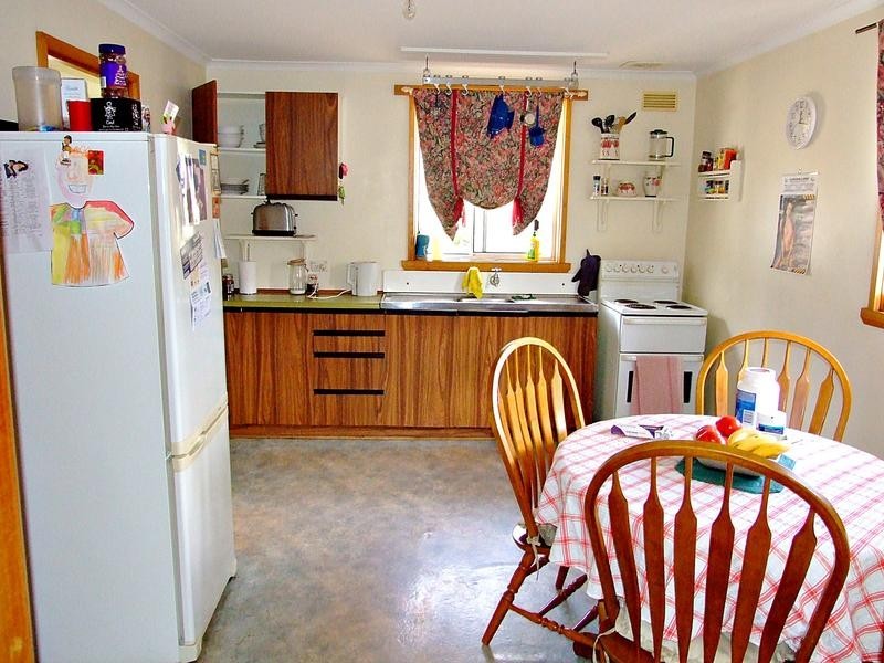 9 Rose Avenue, George Town TAS 7253