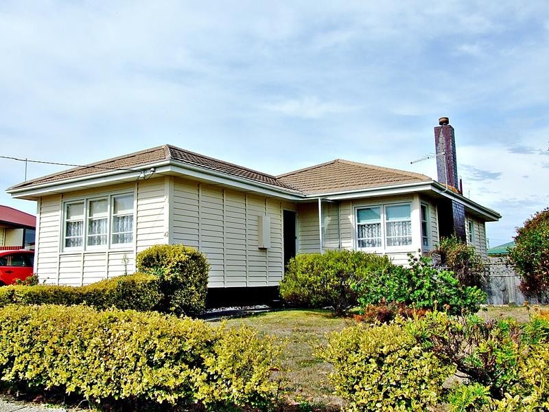 42 Main Road, George Town TAS 7253