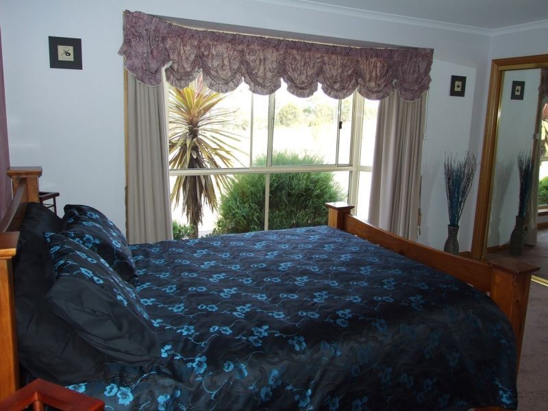 86 Gerzalia Drive, George Town TAS 7253