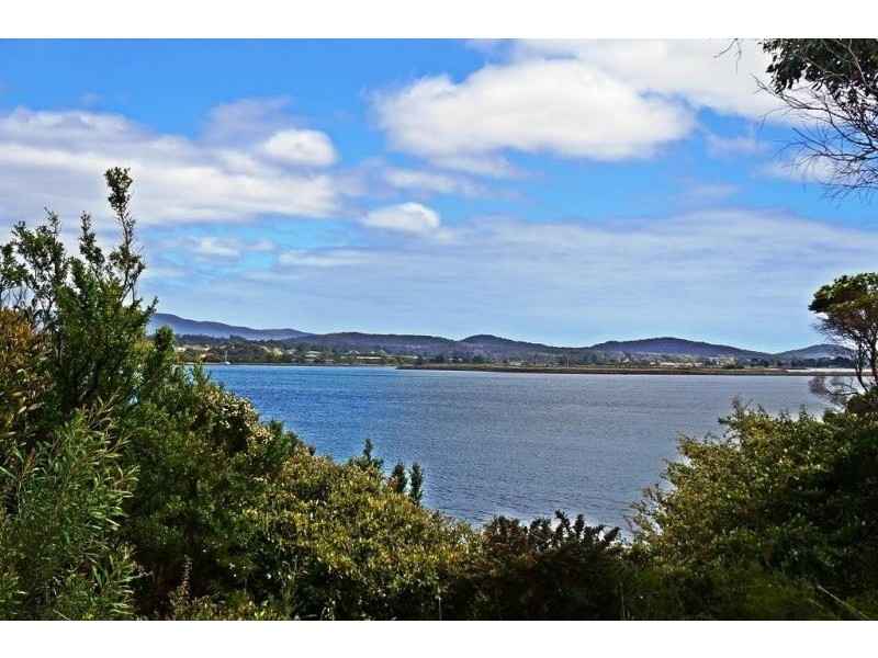16-18 River Leads Drive, George Town TAS 7253