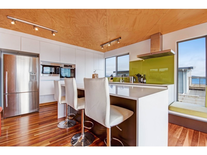 7 Mckenzie Drive, Low Head TAS 7253