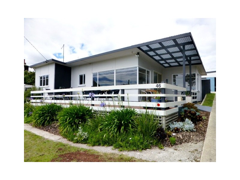 46 Beach Crescent, Greens Beach TAS 7270